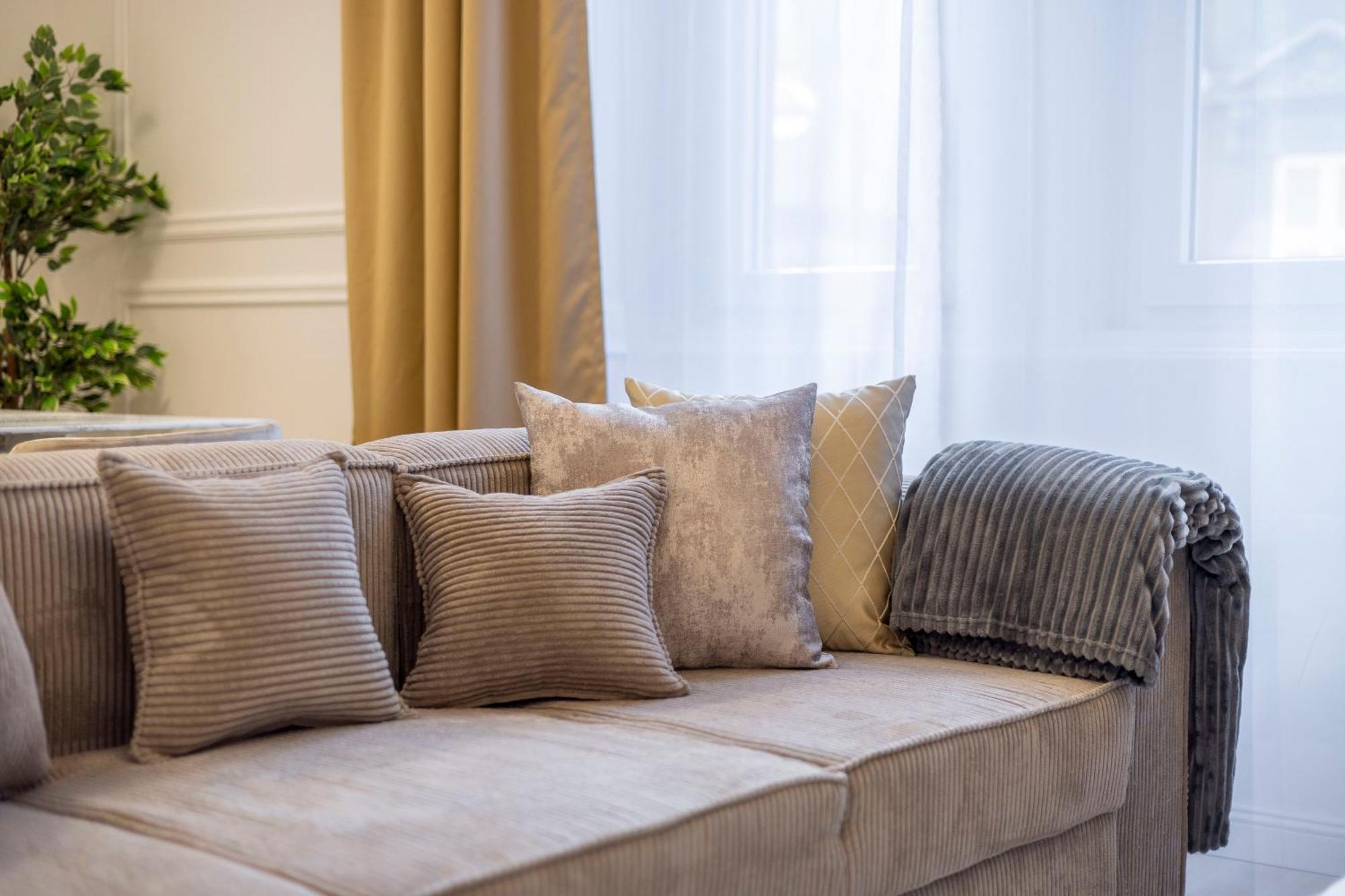 Exclusive & Prestigious Central Residence W/ Balcony 부다페스트 외부 사진
